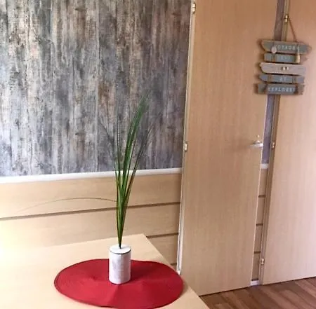 Clareira Κάμπινγκ *